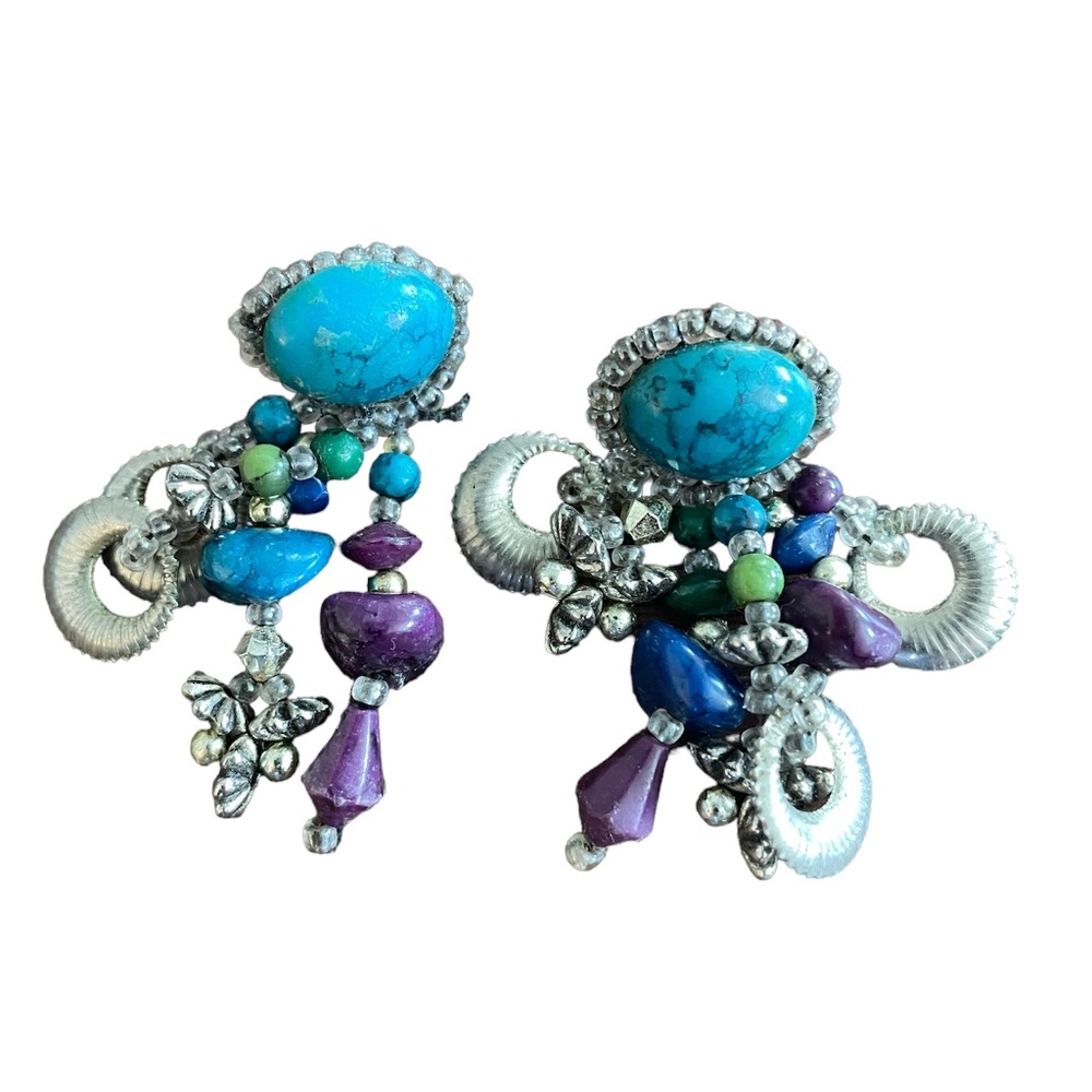 Earrings: fun, colorful and very lightweight!
